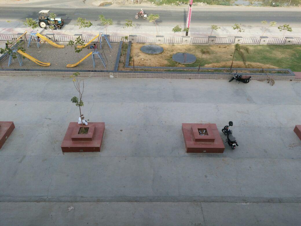 Hotel The Grand Parshwanath Sankeshvar Exterior foto